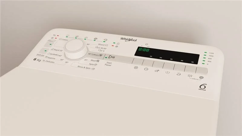 Skalbimo mašina Whirlpool iš viršaus