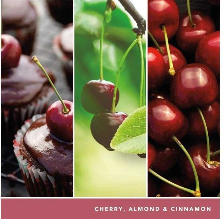 Yankee Candle Aromatinė žvakė Signature glass medium Juodas Cherry 368 g