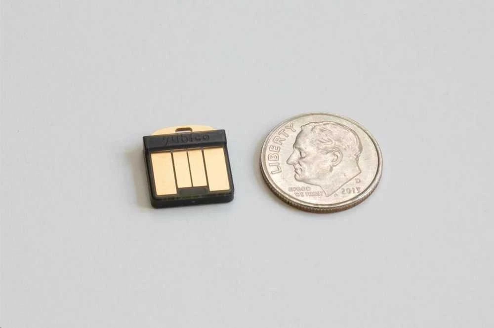 Yubico YubiKey 5 NANO
