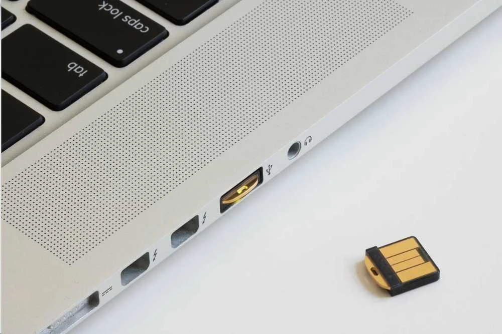 Yubico YubiKey 5 NANO