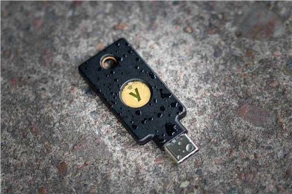 Yubico YubiKey 5C NFC