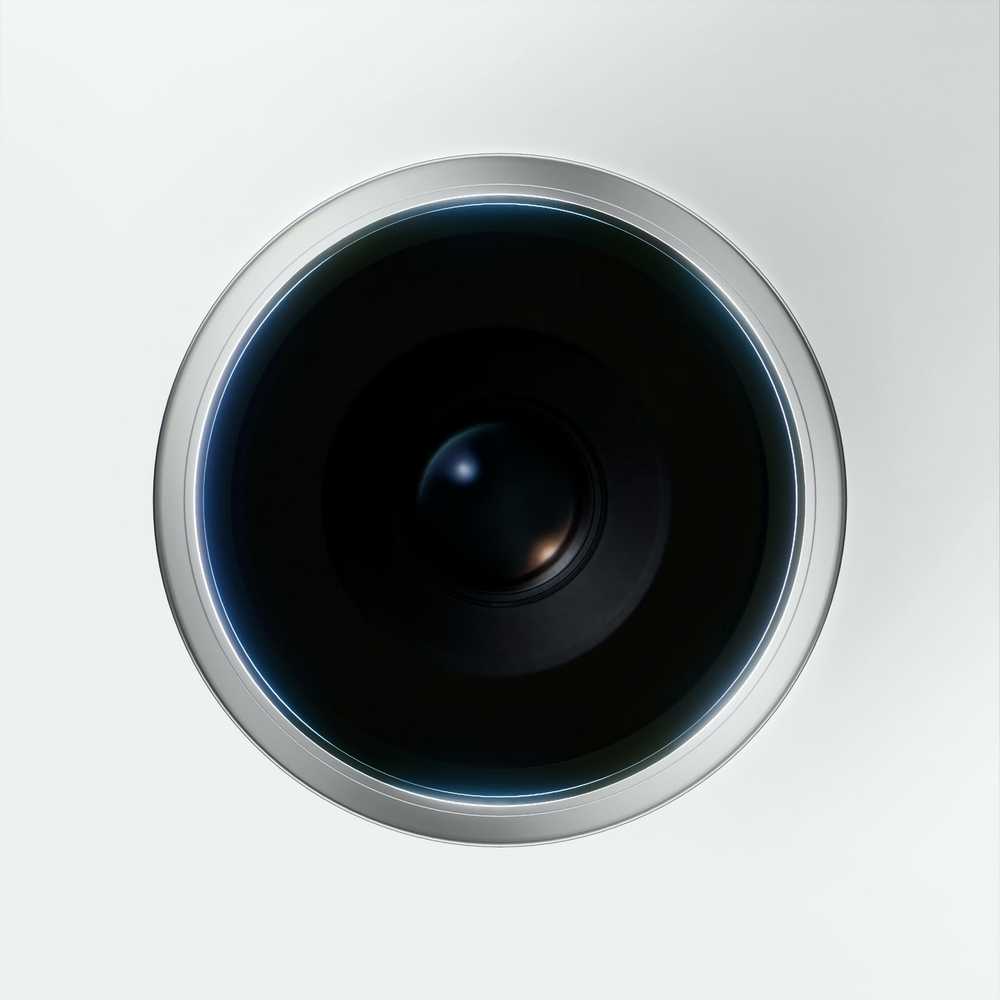 3mk Hardy Lens Protection Pro Kameros apsauga with Sidabrinis Frame Apple iPhone 16 / 16 Plus