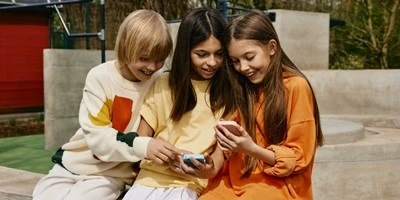 Garett OneKid Phone Juodas aprašymas - Prekės nuotrauka
