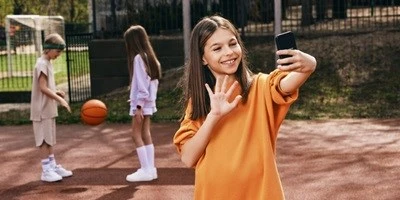 Garett OneKid Phone Rožinė aprašymas - Prekės nuotrauka