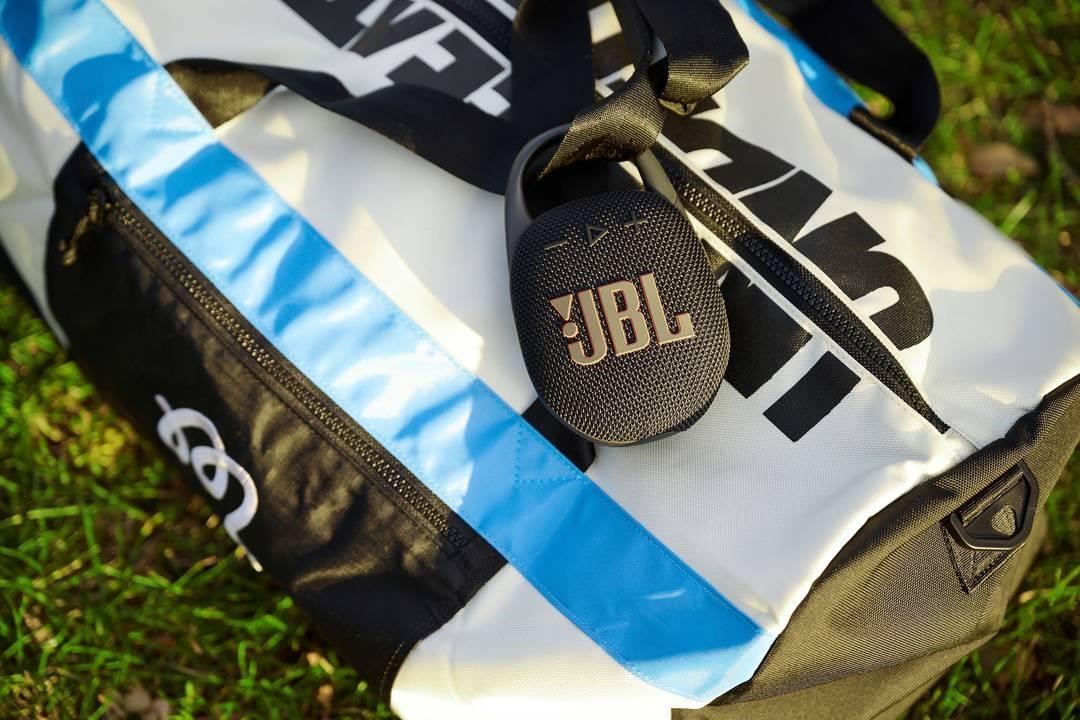 Ausinės JBL CLIP 5 SMĖLINĖ aprašymas - Prekės nuotrauka