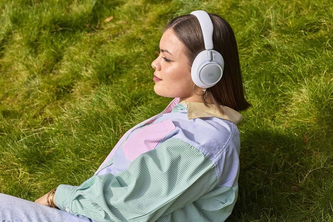 Ausinės JBL Live 780 NC Violetinė aprašymas - Prekės nuotrauka