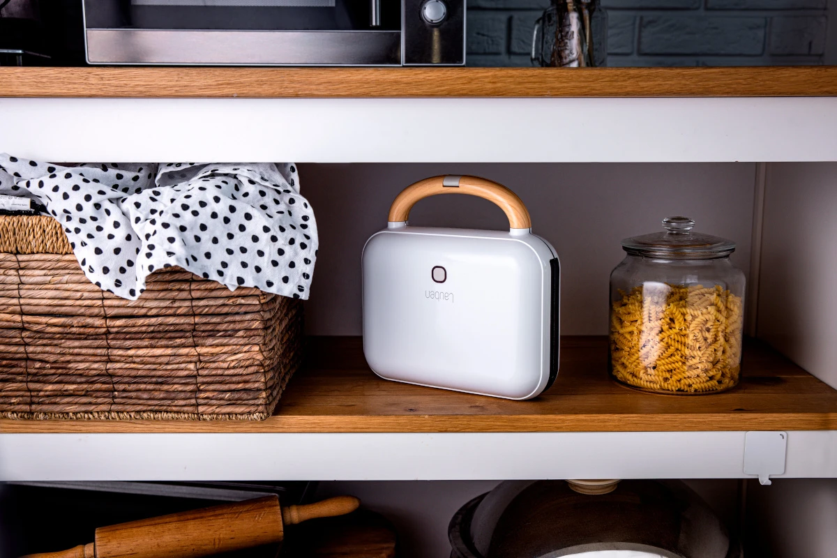 Sumuštinių keptuvas Keptuvas Lauben Sandwich Maker 3in1 900WW aprašymas - Prekės nuotrauka