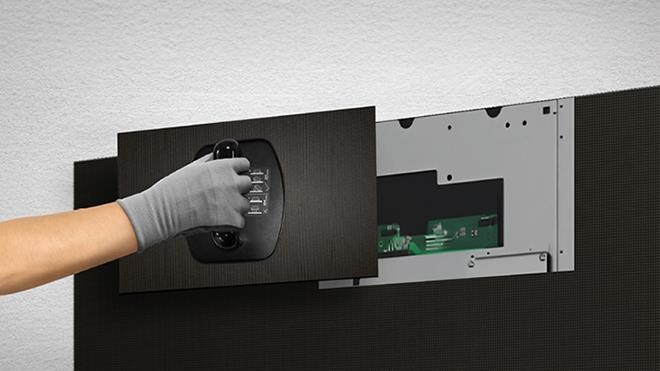 Monitorius LG 136