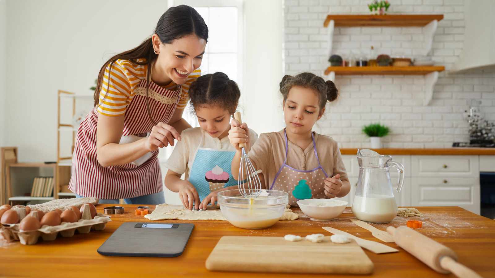 Virtuvinės svarstyklės Evolveo Salente SteelChef, virtuvinės svarstyklės, nerūdijantis plienas aprašymas - Prekės nuotrauka Virtuvinės svarstyklės Evolveo Salente SteelChef, virtuvinės svarstyklės, nerūdijantis plienas aprašymas - Prekės nuotrauka