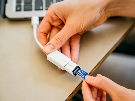 Samsung micro SD karta T7 - 512GB + USB adaptér aprašymas - Prekės nuotrauka