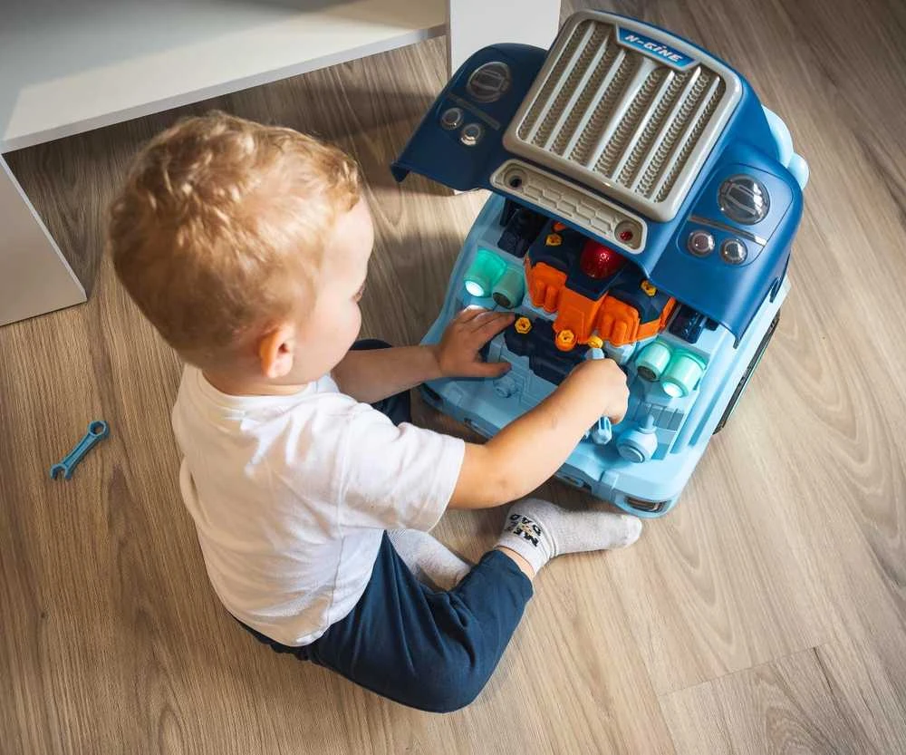 Realistiškas automobilio priekio modelis su atidaromu gaubtu Milly Mally N-GINE mėlynas