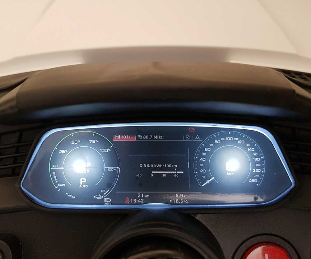 Milly Mally Akumuliatorinė transporto priemonė Audi E-Tron Sportback 4x4 Juoda