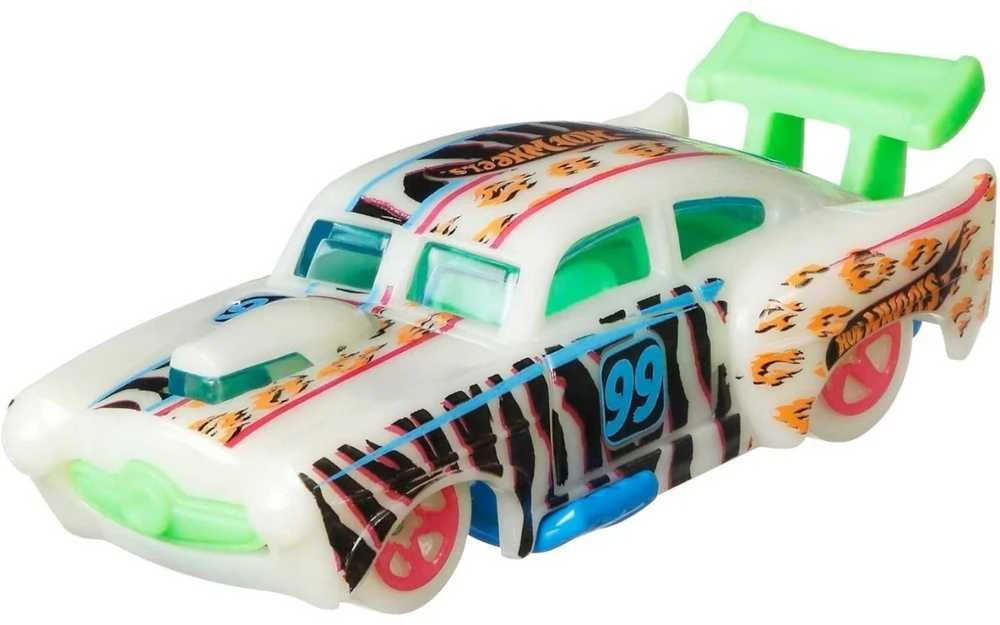 Mattel Hot Wheels Monster Trucks Šviečia tamsoje Vehicles HCB57 rinkinys
