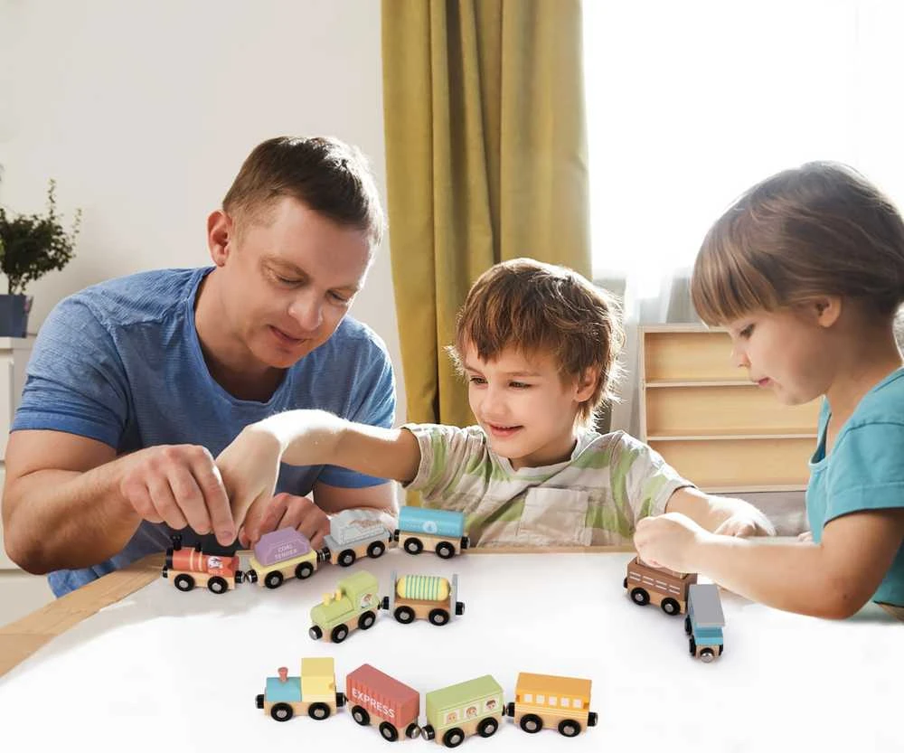 Tooky Toys Tooky žaisliniai medinių transporto priemonių vagonai su magnetu