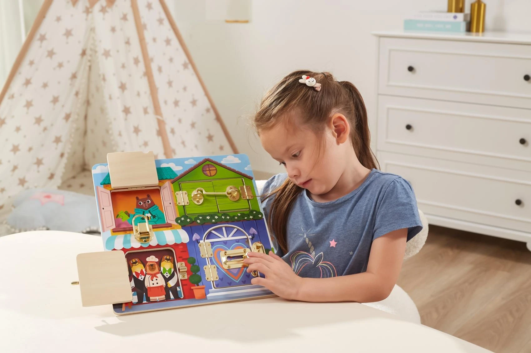 Viga medinis manipuliacinės lentos pilis ir užrakto namas Montessori