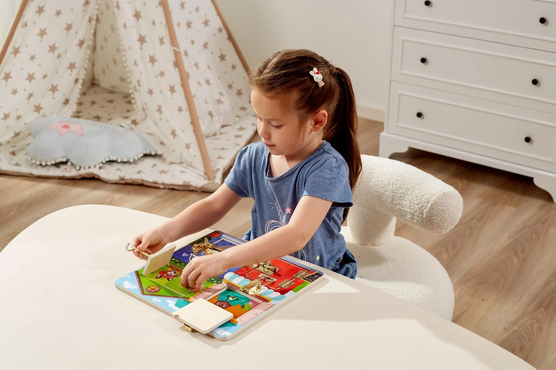Viga medinis manipuliacinės lentos pilis ir užrakto namas Montessori