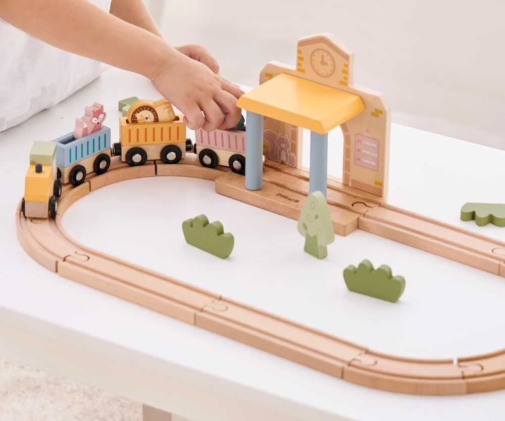Viga Toys PolarB Medinis Geležinkelio Rinkinys 30 vnt.