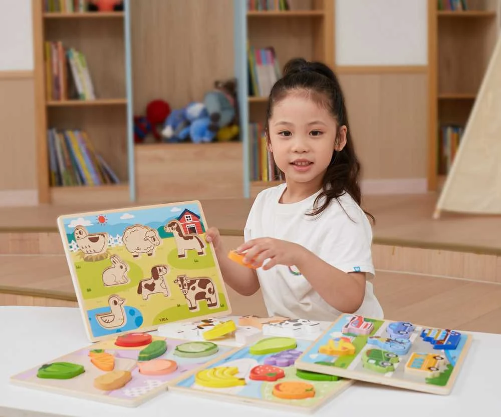 Viga medinė Montessori dėlionė 2in1 Ferma