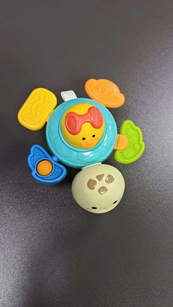 Malplay Besisukantis vėžlys su siurbtukais Spinner