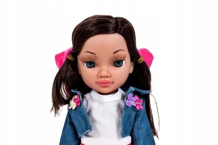 Malplay Lėlė brunetė su priedais šukavimui, 30 cm