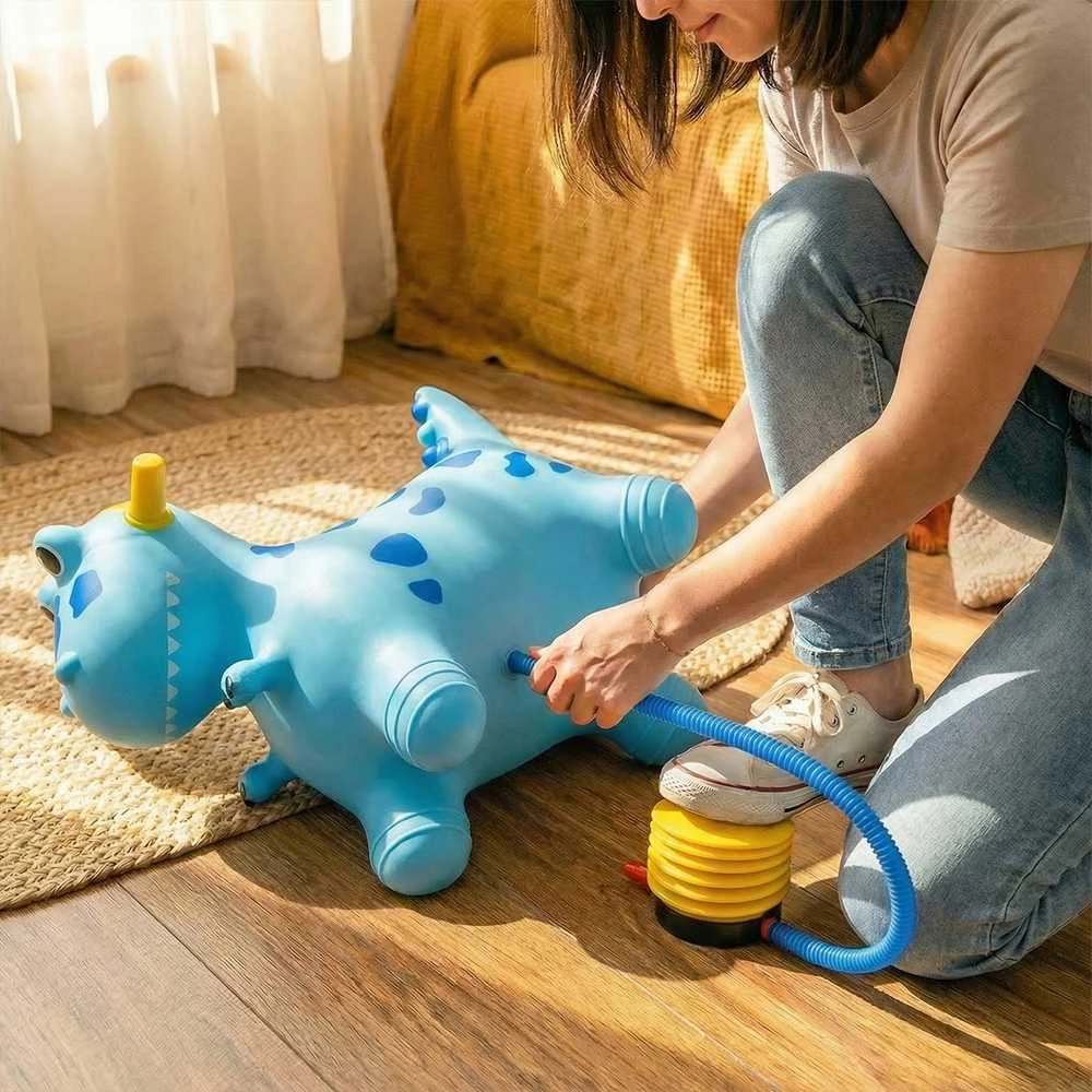 Malplay Pripučiamas guminis šokliukas Dinozauras su pompa, 48 cm