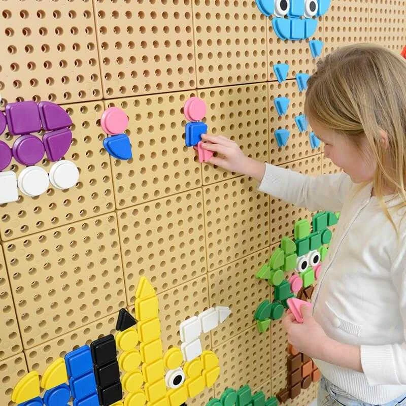 Masterkidz Žaislinis Geometrinių figūrų formos kaiščių rinkinys, 64 vnt