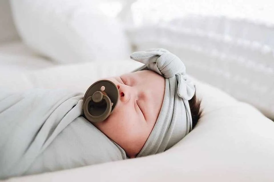 BIBS čiulptukų rinkinys 1 dydis (0 - 6 mėn.) Juodas / Baltas