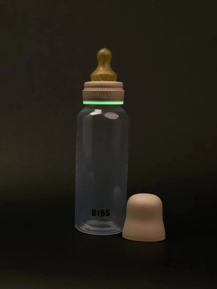 BIBS šviečiantis plastikinis buteliukas nuo dieglių 270 ml Glow Vanilla