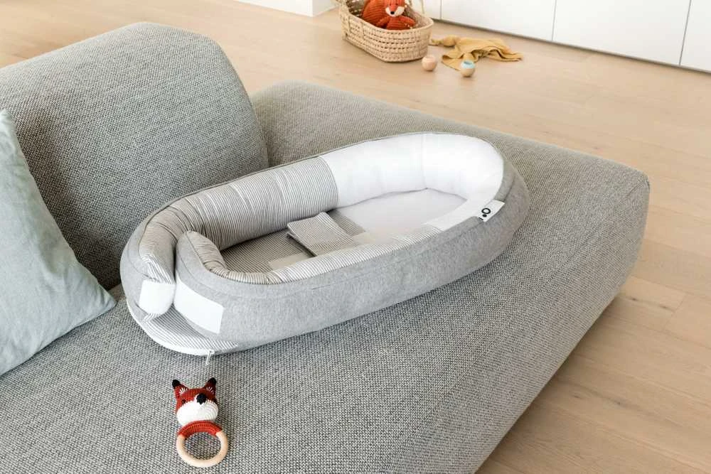 Doomoo kūdikio lizdelis (naujagimio gultukas) "Cocoon Classic Pilkas"
