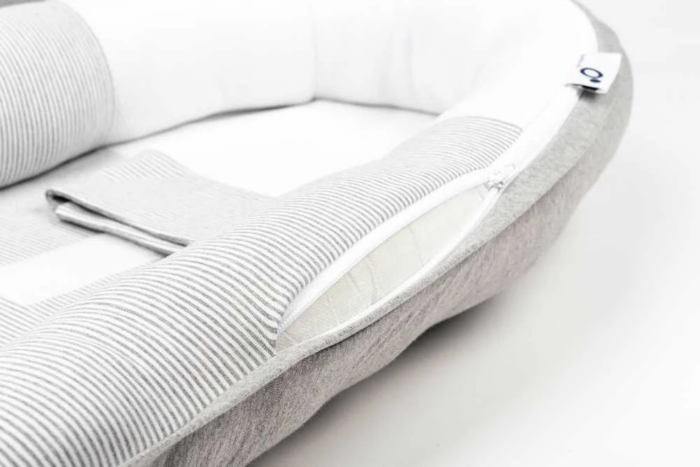 Doomoo kūdikio lizdelis (naujagimio gultukas) "Cocoon Classic Pilkas"