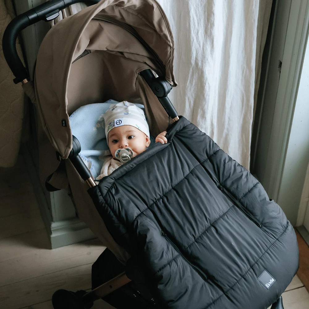 Elodie Details Cozy Cover 2in1 šiltas uždangalas nešioklei ir vežimėliui Juodas
