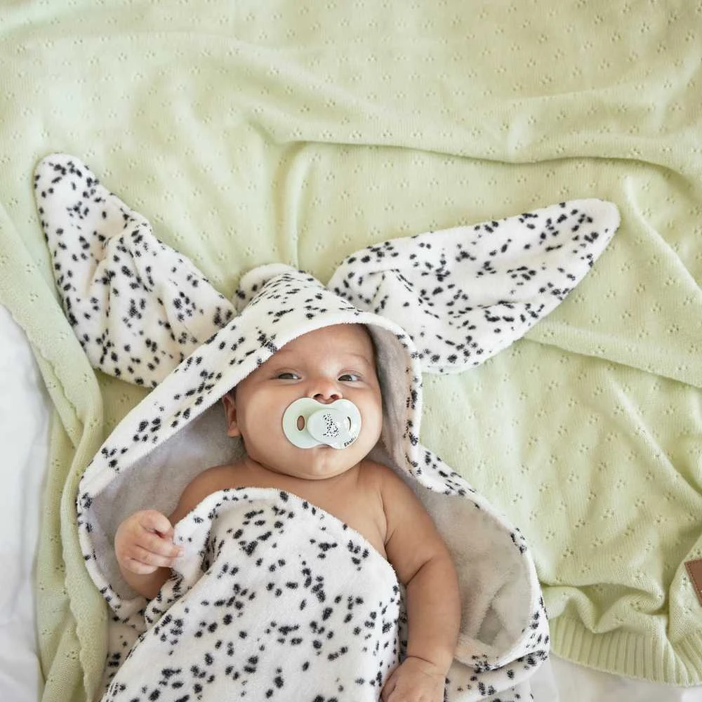 Elodie Details rankšluostis su gobtuvu Dalmatian Dots