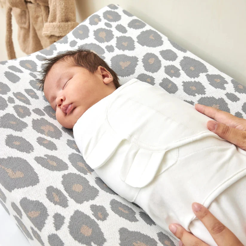 Meyco Baby kūdikio vystymo miegmaišis 0–3 mėn., Baltas – TOG 1.0