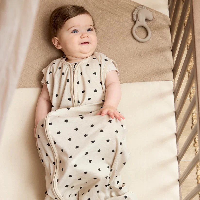Meyco Baby medvilninis kūdikio miegmaišis Sweet Heart Soft Sand/Juodas, TOG 0.3