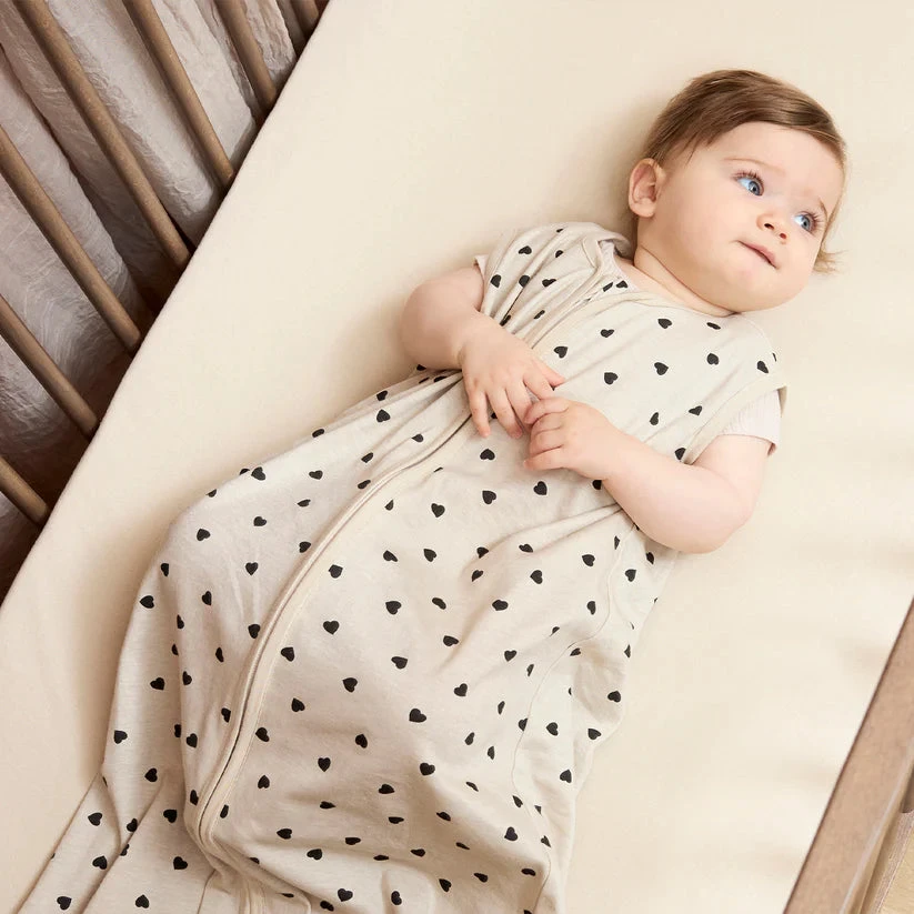Meyco Baby medvilninis kūdikio miegmaišis Sweet Heart Soft Sand/Juodas, TOG 0.3