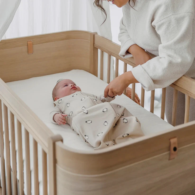 Meyco Baby naujagimio miegmaišis-kokonas Penguin Soft sand TOG 0.3