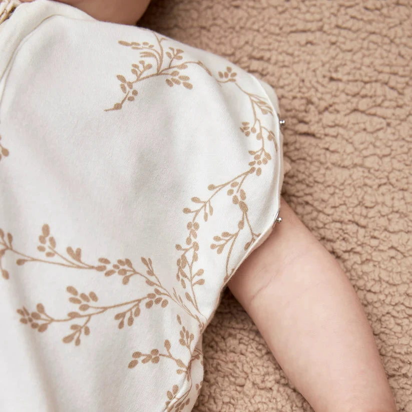 Meyco Baby naujagimio miegmaišis-kokonas Branches Sand, TOG 0.3