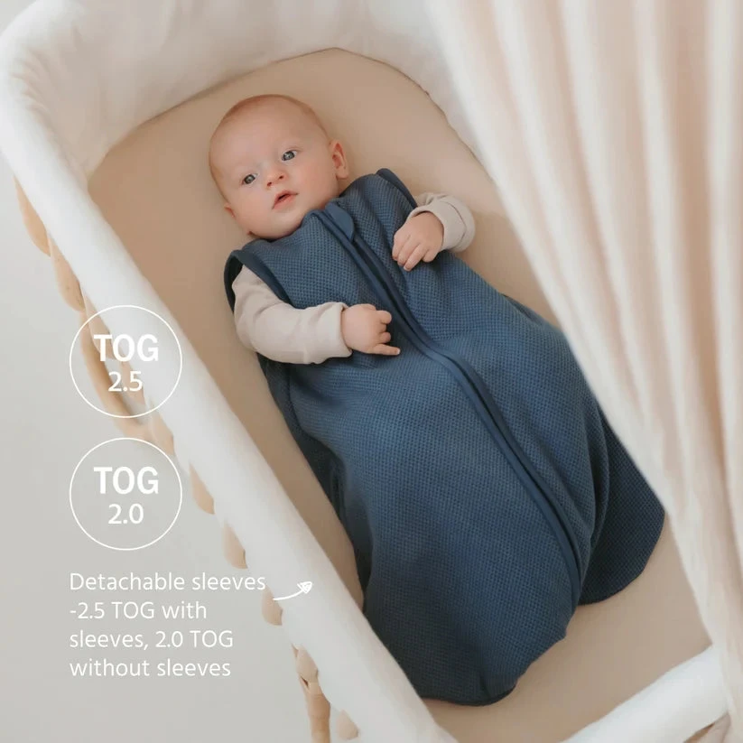 Meyco Baby Studio Classic pašiltintas miegmaišis su nusegamomis rankovėmis, 2.5 TOG, Indigo