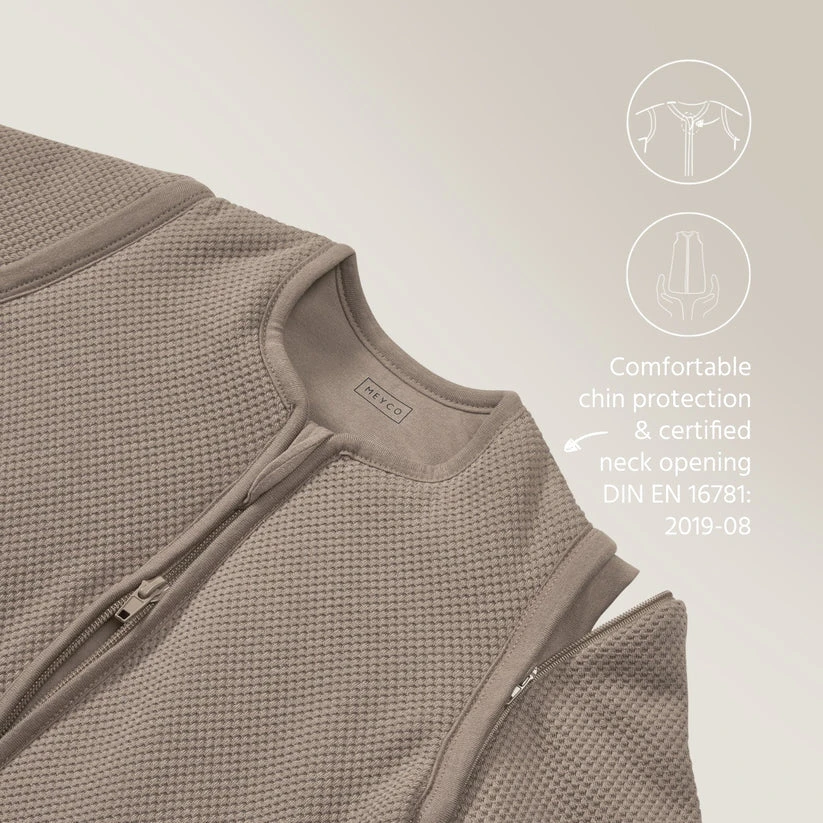 Meyco Baby Studio Classic pašiltintas miegmaišis su nusegamomis rankovėmis, 2.5 TOG, Dark Taupe