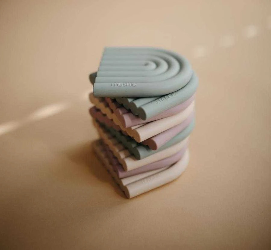 Silikoninis kramtukas Mushie Rainbow Mauve