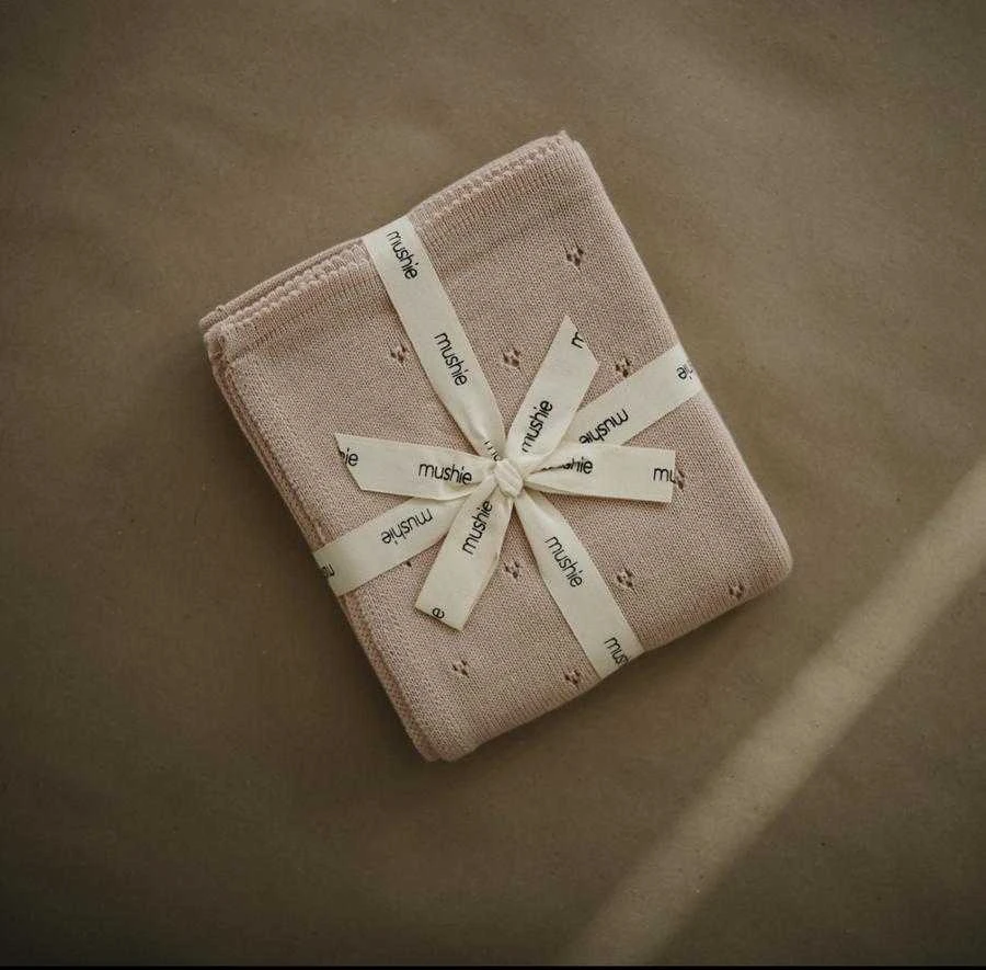 Mushie megztas pledas Pointelle – Blush