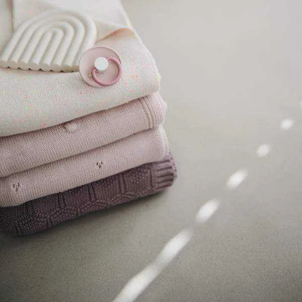 Mushie megztas pledas Pointelle – Blush