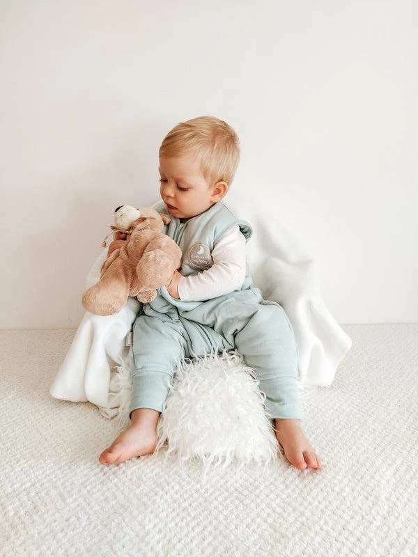 Natulino NATURALS LITTLE WALKERS™ trisluoksnis kūdikio miegmaišis celadon (mėtinės spalvos)