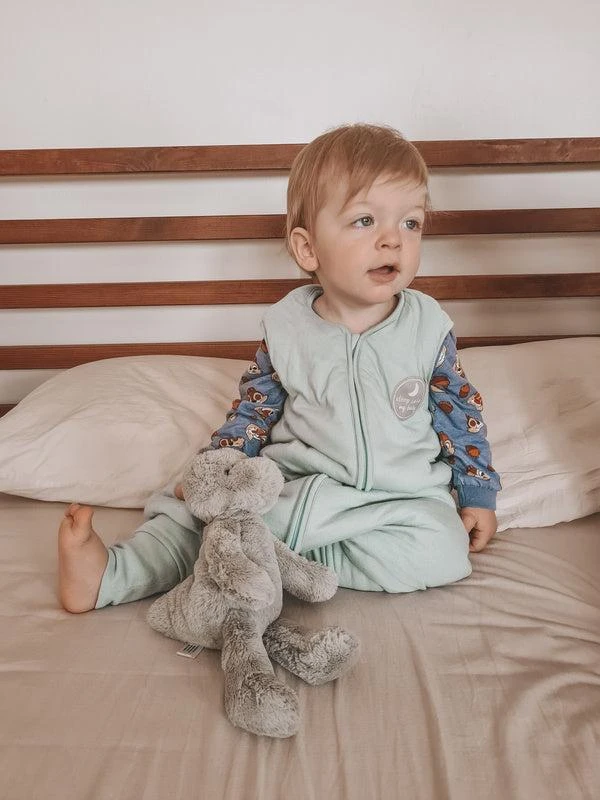 Natulino NATURALS LITTLE WALKERS™ viensluoksnis kūdikio miegmaišis celadon (mėtinės spalvos)