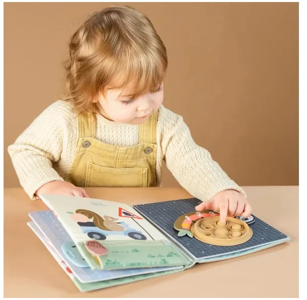 Taf Toys sensorinė užimtumo knygelė Tiny Traveler Busy Book, 18 mėn.+