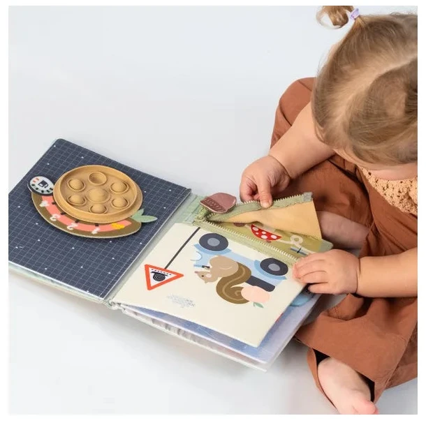 Taf Toys sensorinė užimtumo knygelė Tiny Traveler Busy Book, 18 mėn.+