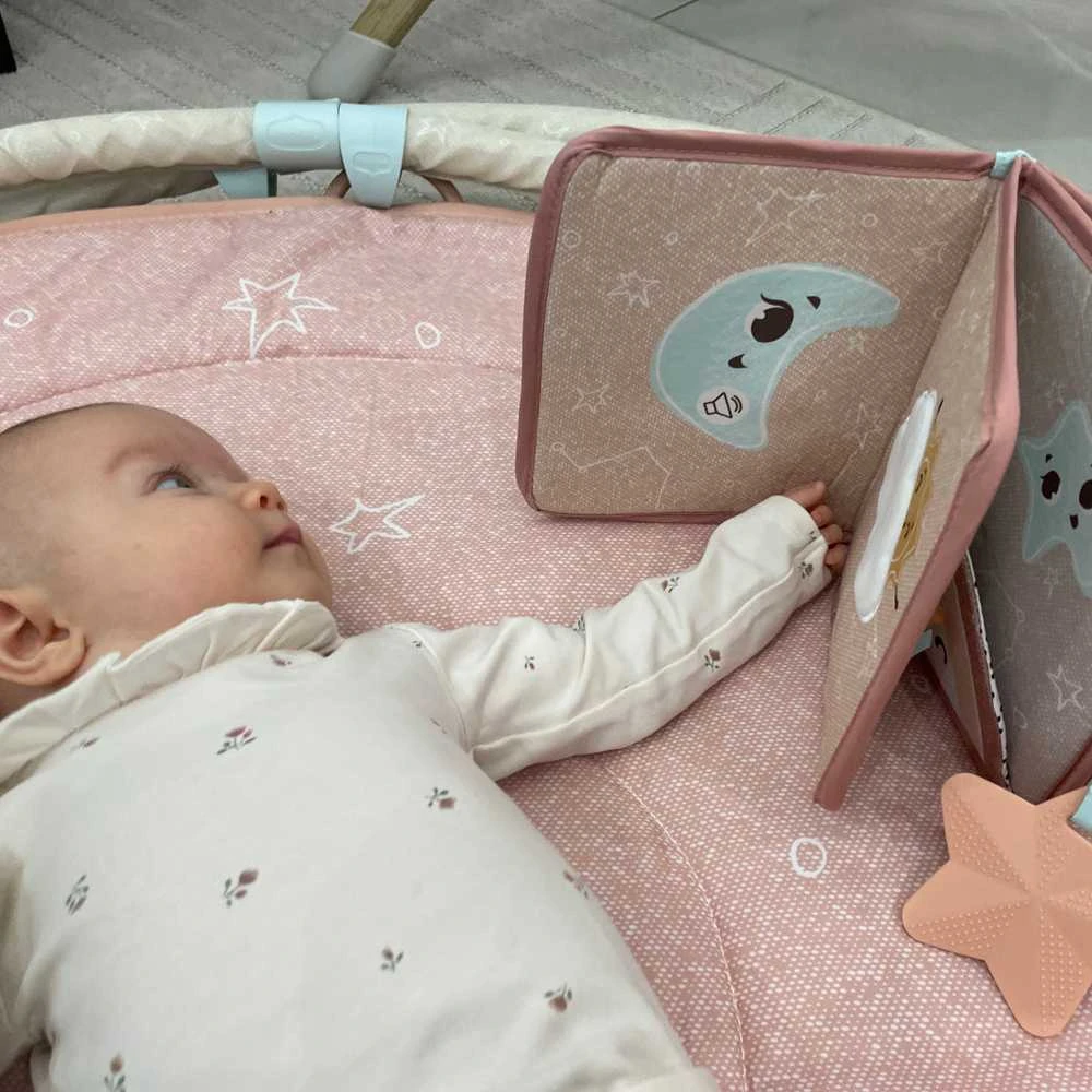 Tiny Love lavinamoji knygelė vienragis