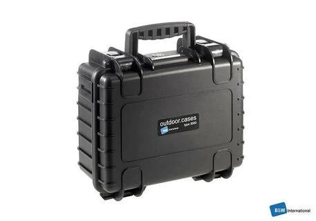 B&W Outdoor Cases Type 3000 Juoda su segregatorem