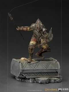 Iron Studios LORD OF THE RINGS Žiedų valdovas – šarvuotų orkų statulos meno skalė 1/10
