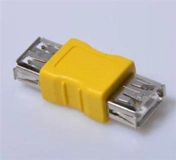 Geltonas USB A į A female adapteris